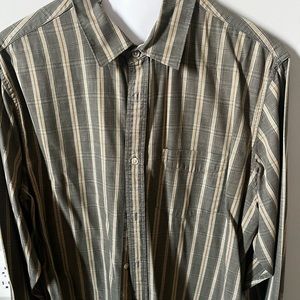 Banana Republic Mens Button Down Dress Shirt